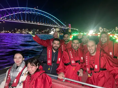 30 Minute Vivid Sightseeing Cruise