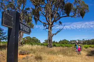Cycling tour in Victoria deals