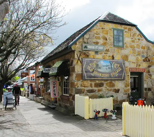 Adelaide-Hills-Winery-Tours